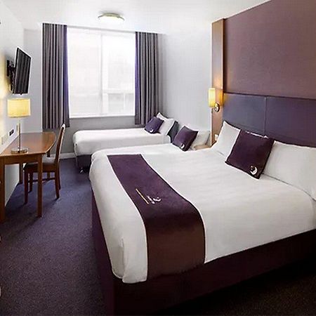 Premier Inn Wolverhampton City Centre Zewnętrze zdjęcie