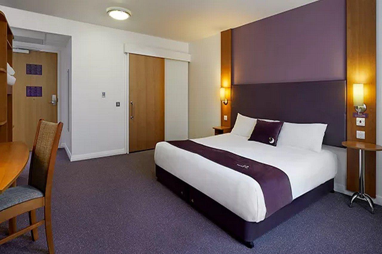 Premier Inn Wolverhampton City Centre Zewnętrze zdjęcie