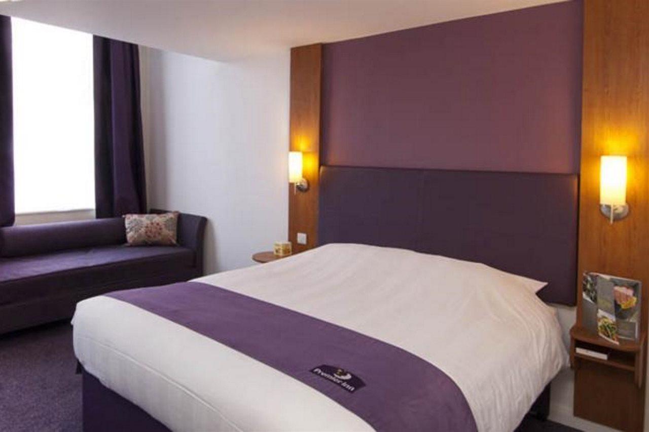 Premier Inn Wolverhampton City Centre Zewnętrze zdjęcie