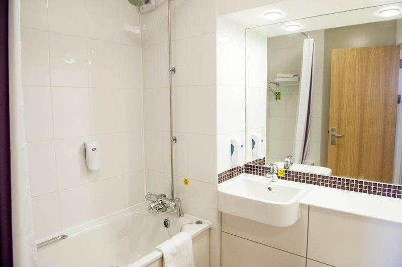 Premier Inn Wolverhampton City Centre Zewnętrze zdjęcie
